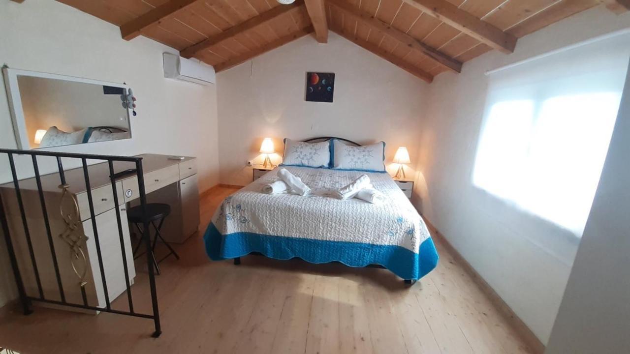 White Manolia Cottage Kato Korakiana Buitenkant foto